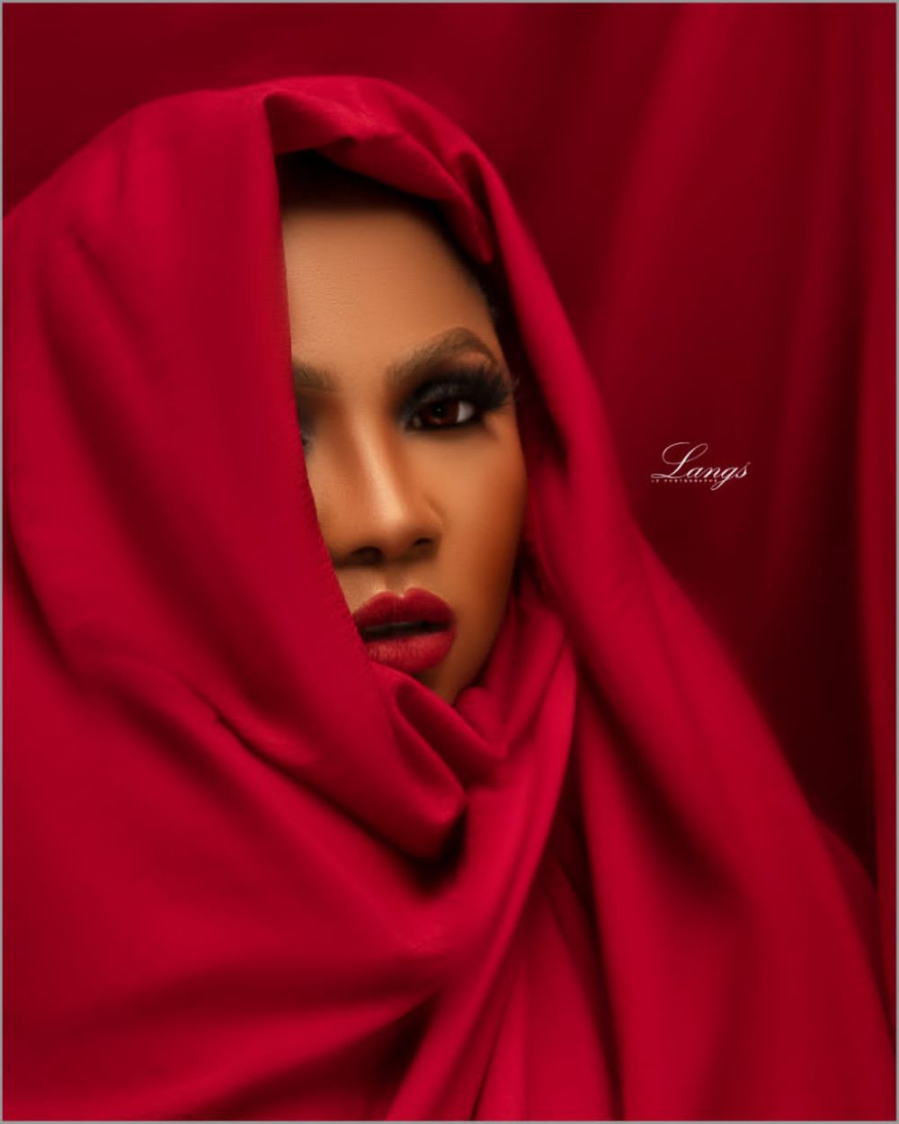 best-offer-the-best-model-makeup-service-in-jos-nigeria